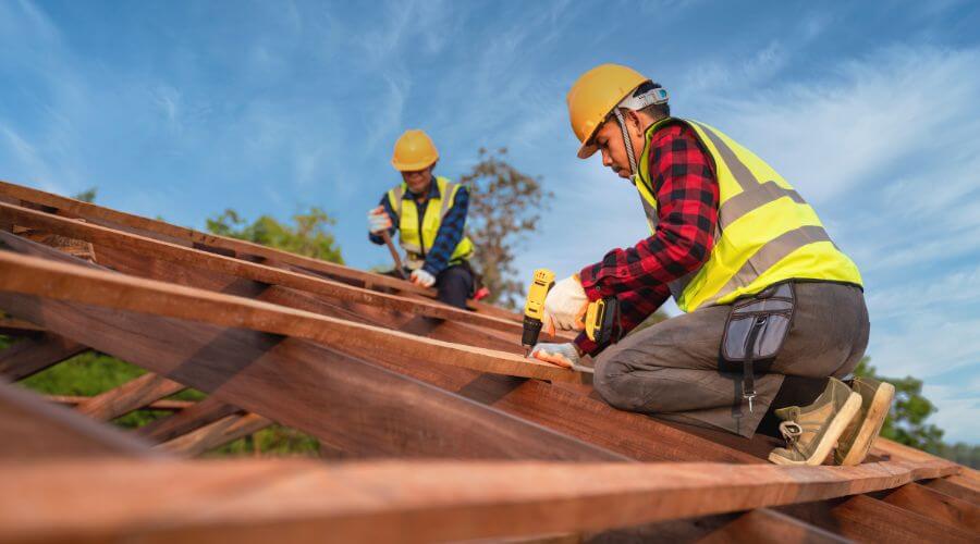 Professional gutter cleaning in North Baltimore, OH